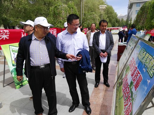 東諾開展消防日活動[2].jpg