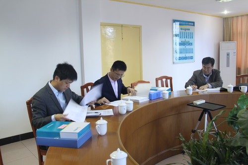 省機(jī)電控股公司到我司開展八項(xiàng)規(guī)定檢��? 007[2].jpg
