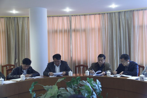 鄒小珍：省機(jī)電控股公司到我司開展八項(xiàng)規(guī)定檢��?[2].jpg