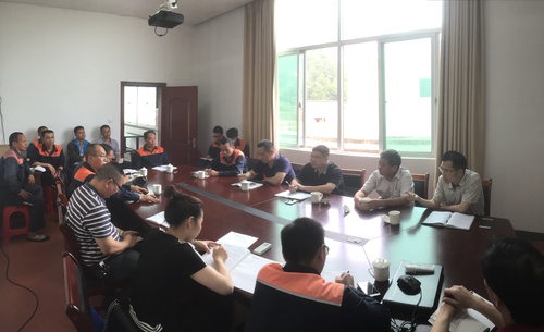 林敏杭：海峽科化副總經(jīng)理鄭慶樟到富興建設(shè)上杭分公司調(diào)研指導工作照片.jpg