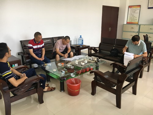 鐘惠：新羅區(qū)道路交通安全綜合整治領導工作小組到龍巖分公司檢查指導工作_調整大小.jpg