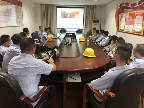 圖為：義務(wù)消防隊員技能培訓(xùn)（拍攝者吳燕花）_調(diào)整大小.JPG