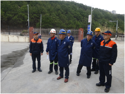 富興建設-劉睿-上杭縣應急管理局、工信科技局、公安局、交通運輸局聯(lián)合檢查組到上杭分公司開展民爆物品使用、儲存聯(lián)合檢�?~1.png