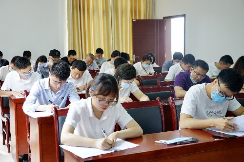 葉莉：預(yù)賽現(xiàn)場(chǎng)~1.jpg