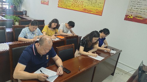 ?？剖∶癖瑒?#65533;?省民爆公司開展黨史知識(shí)測試主題黨日活�?~1.jpg