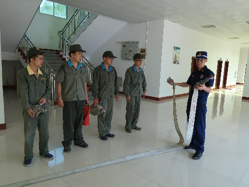烽林連坤：指導使用器材~1.jpg