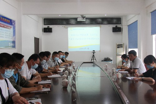 福安分公司胡廷淦：圖�?�?3日公司黨委委員、紀(jì)委書記何浦寨開展集體廉政談�?(1)~1.jpg