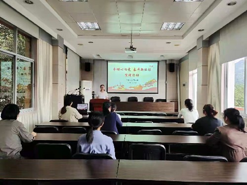 巾幗心向�?奮斗新征�?宣講活動(dòng)~1.jpg
