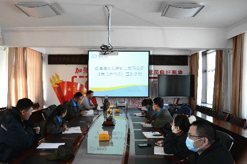 為企業(yè)發(fā)展保駕護(hù)航（1）：開展活動~1.jpg