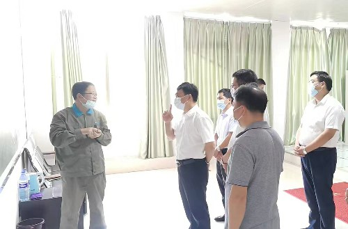 龍巖分公�?丁海�?龍巖市副市長陳榮水赴龍巖分公司檢查指導(dǎo)~1.jpg