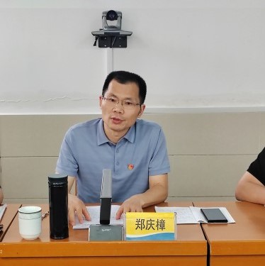 烽林連珂瑩：海峽科化公司黨委副書記、常務副總經(jīng)理、工會主席鄭慶樟帶隊到海峽科化烽林分公司召開主題教育調(diào)研督導座談�?.jpg